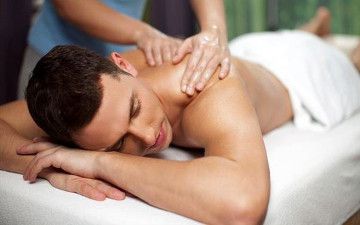 Full Body Spa Parlour in Noida Sector 70